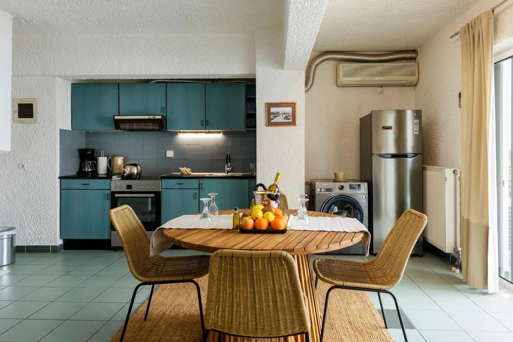 Agali 1 Mesonet In Front Of The Sea Apartment Akrogiali ภายนอก รูปภาพ